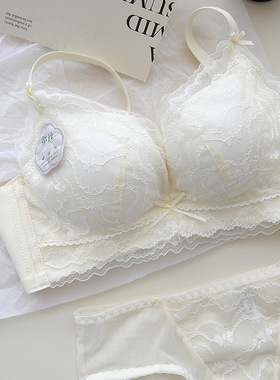 桑蚕丝蕾丝性感内衣女舒适无钢圈小胸聚拢上托防下垂文胸套装红色