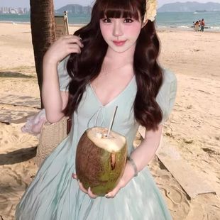 收腰泡泡袖 法式 海边度假风修身 V领短袖 短裙 蕾丝拼接连衣裙女夏季