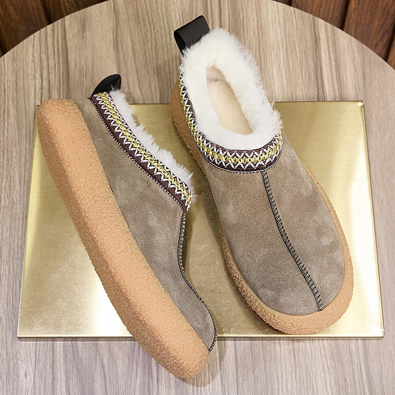 羊毛一体雪地靴男冬季加绒加厚保暖低帮棉鞋真皮一脚蹬套脚懒人鞋