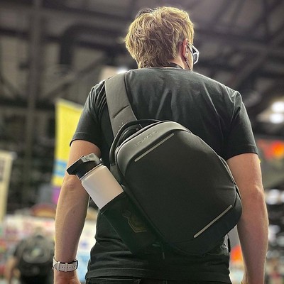 香港现货Nomatic6L相机斜挎包