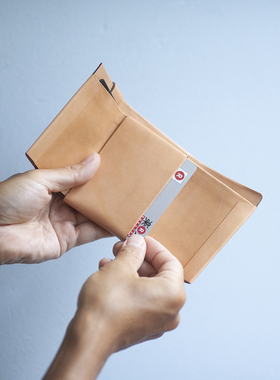 台湾品牌 Greenroom - HANDY Leather Wallet 人手制作皮款短银包