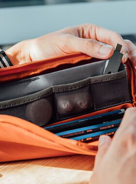澳洲 Orbitkey - Pencil Case 学生商务 简约便携笔袋文具盒