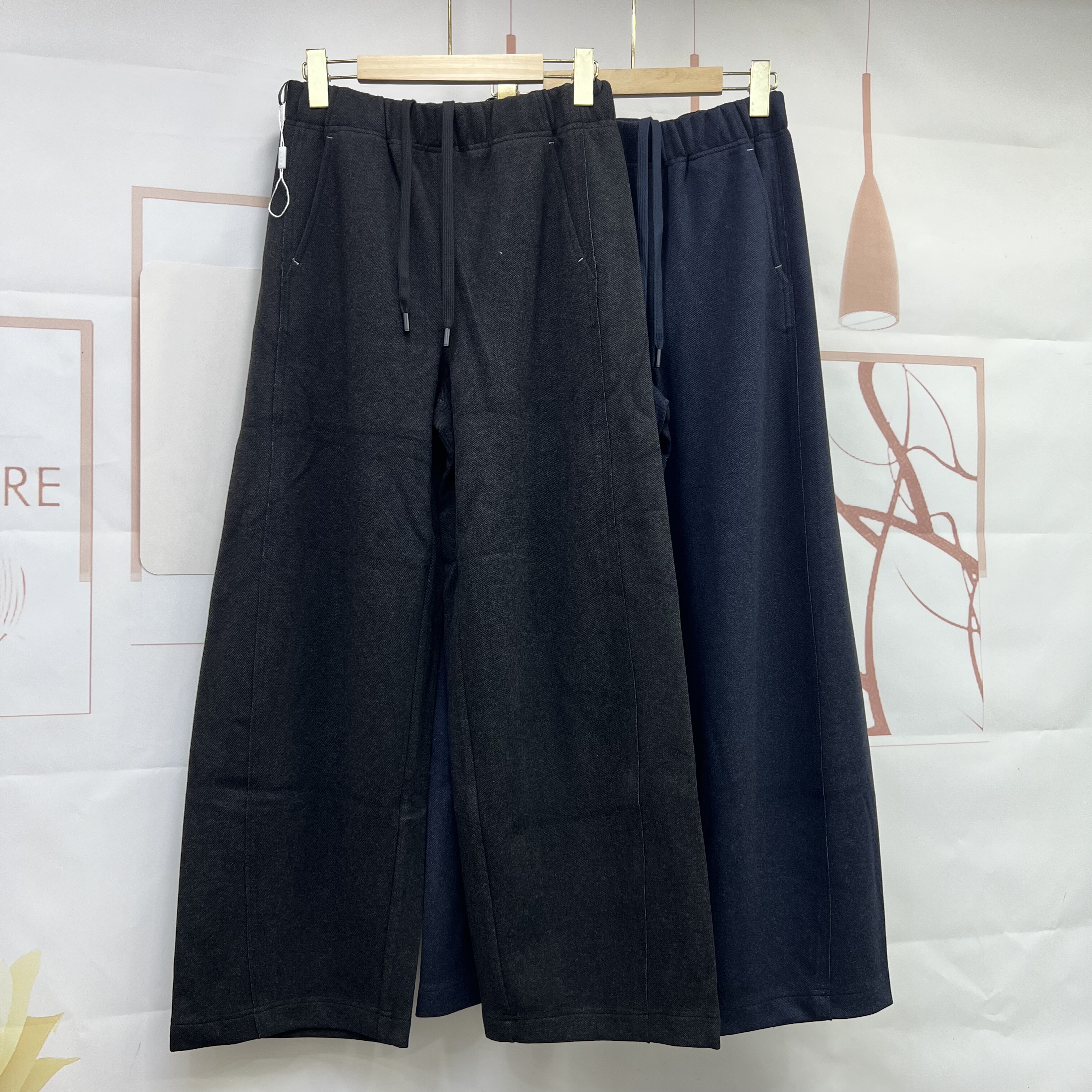 水木工芳2025冬季新款百搭显瘦休闲松紧腰直筒弯刀裤女9151