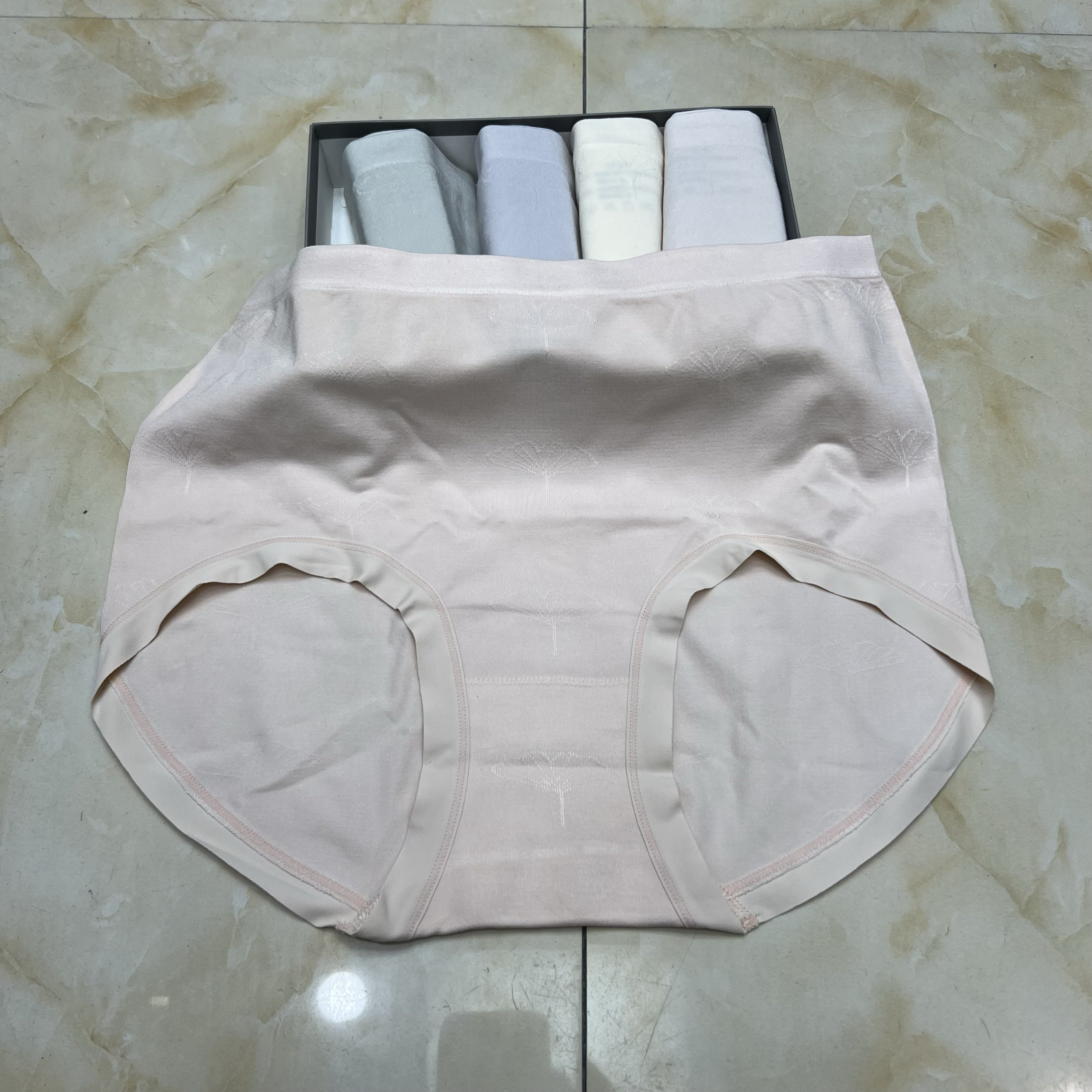 新品透气纯棉裆高腰大码内裤女士包臀三角裤亲肤短裤,女士内衣/男士内衣/家居服,女三角裤,淘宝优惠券,粉丝福利购,淘宝优惠卷