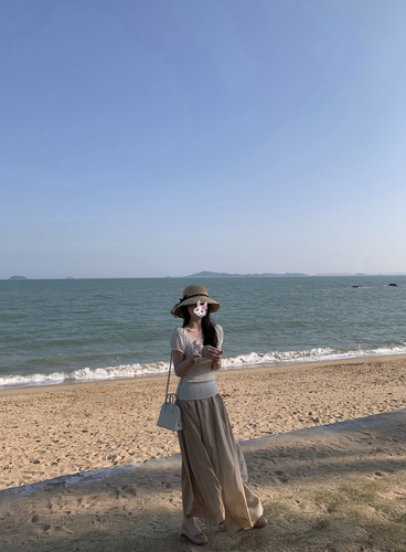 FFLU25/3/20【淡人美女】裸杏飘逸剪裁显瘦半身裙女新款片片裙子