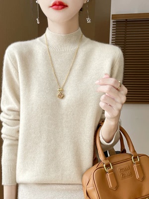 配大衣超好看半高领毛衣