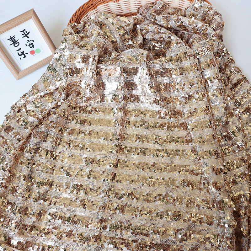 服装舞台装饰布金色亮片弹力纱