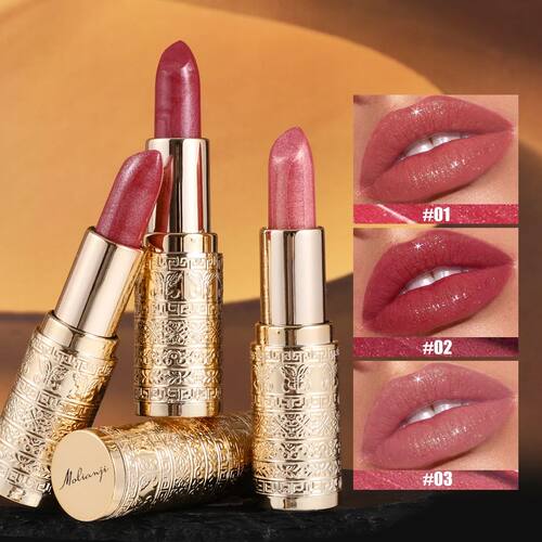 Shining lipstick long-lasting formula vibrant colors easy to