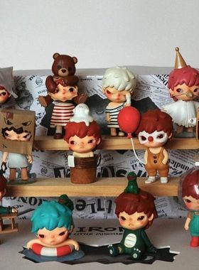 Hirono Little Mischief Series Model Dolls Blind Box Action F