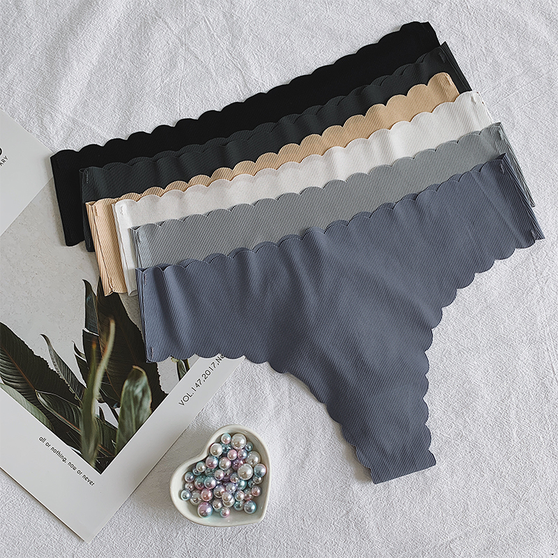 奔跑吧卡卡一片式透气丁字裤