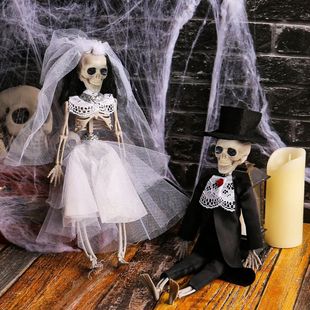 Groom Bride Couple Hanging Fig Halloween Decoration Skeleton