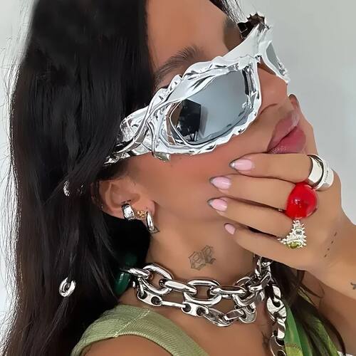 Unique Hip Hop Y2K Sunglasses For Women Men New Sports Twist