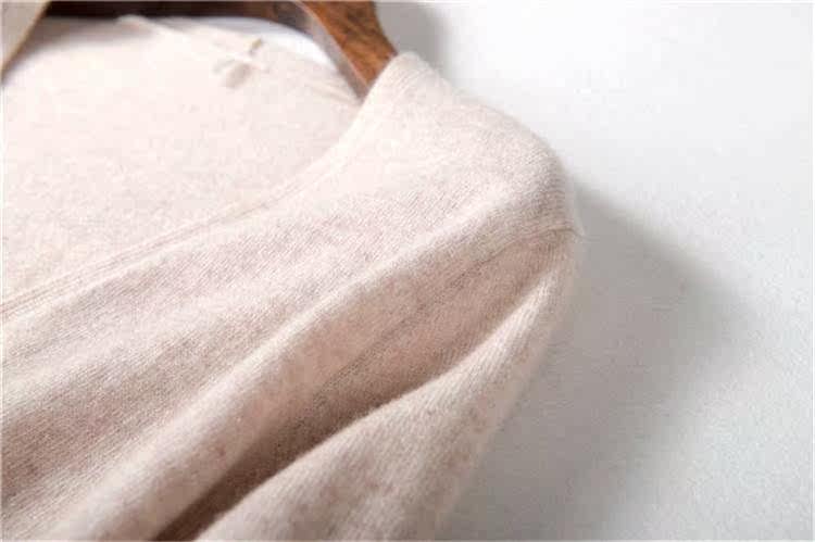 过膝长款女装外套长袖开衫韩版针织显瘦薄毛衣外搭V领修身空调衫在类目 女装/女士精品, 毛针织衫中 - 来自Buy2taobao.com提供专业的淘宝代购服务