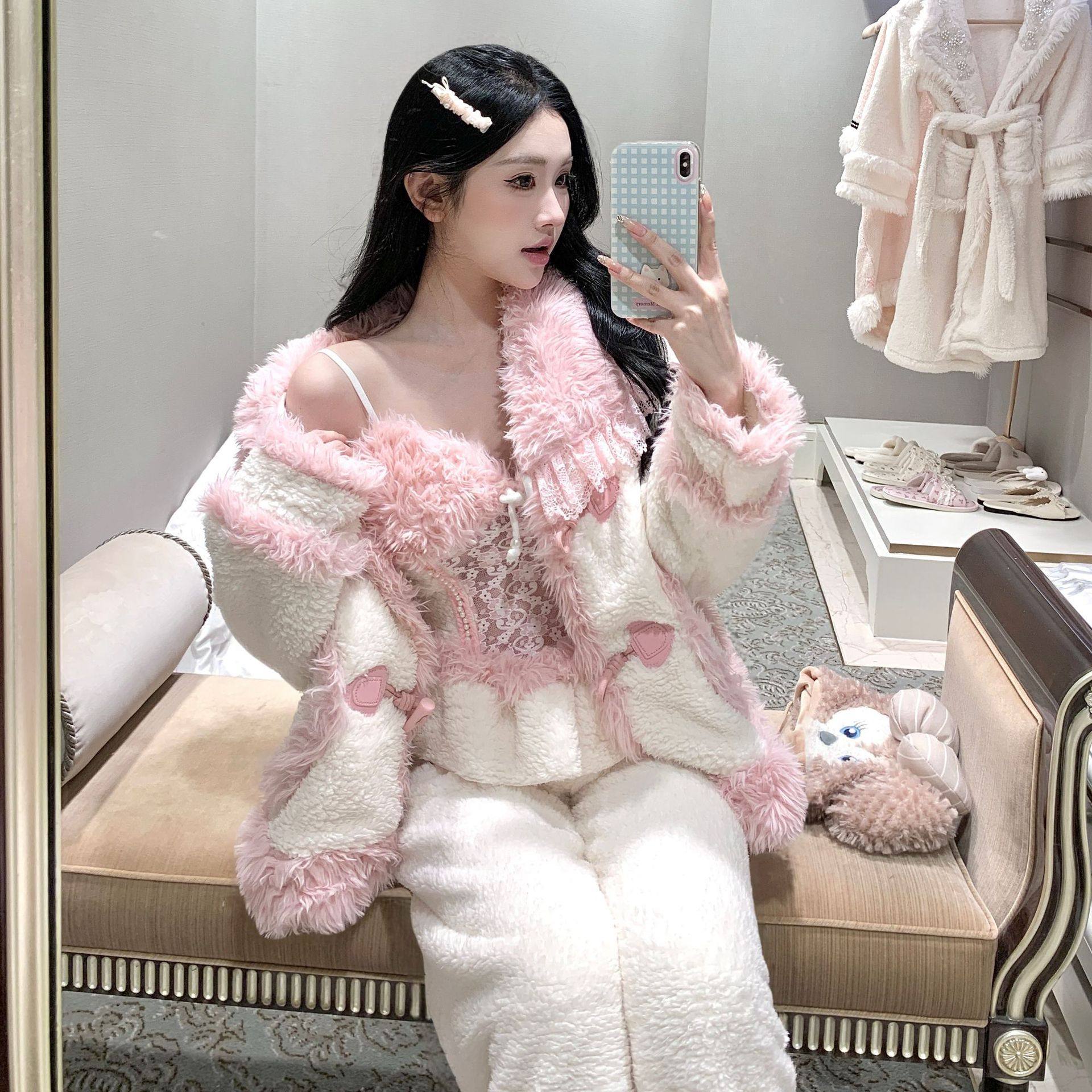 2025新款冬季甜美少女粉色羊睡衣/家居服套装