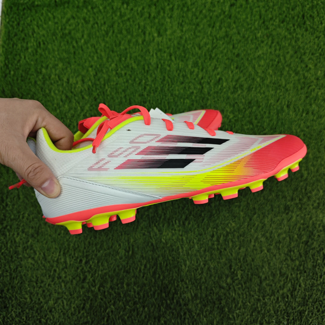 阿迪达斯Adidas男子F50中端AG短钉训练运动场上比赛足球鞋 IE1262