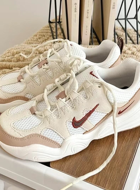 Nike/耐克TECH HERA女子新款缓震运动休闲透气跑步鞋 FV0981-100
