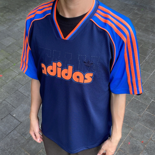 阿迪达斯三叶草男士短袖复古V领宽松经典运动球衣半袖T恤JD0812
