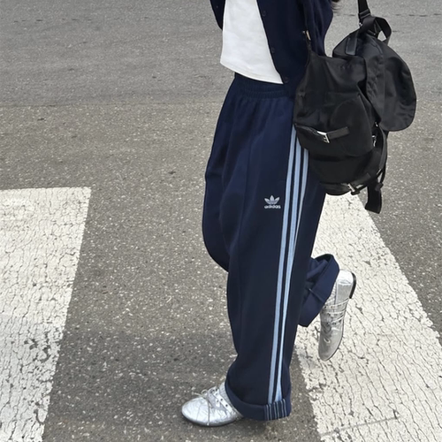 阿迪达斯三叶草 Wales Bonner联名男女三条纹复古运动裤 JJ2941