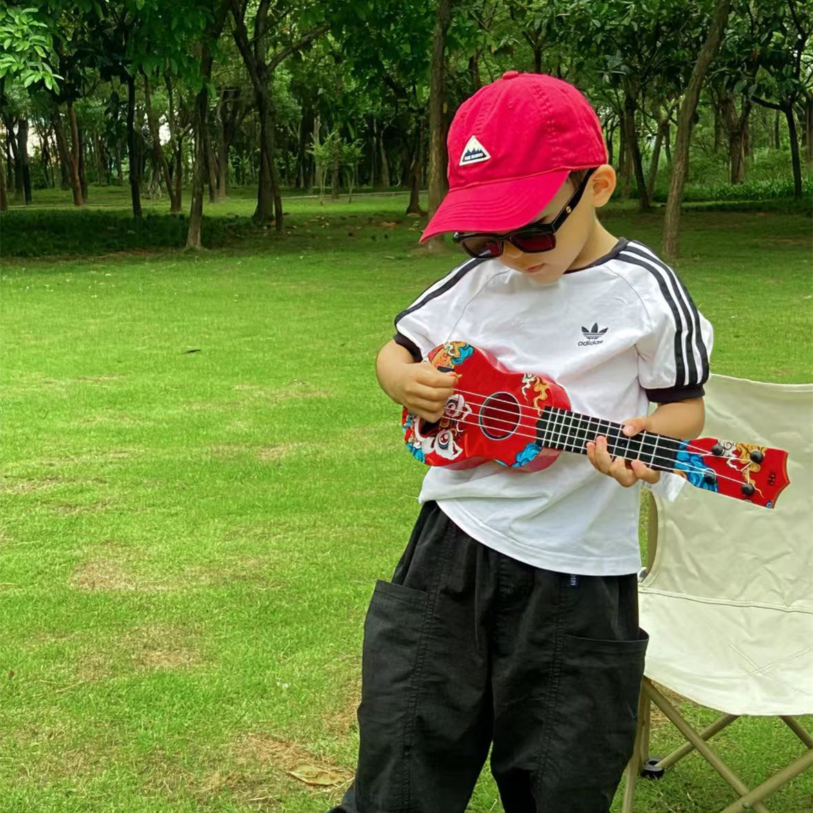 阿迪达斯儿童装小童24夏季新款三叶草经典运动短袖休闲T恤HK2912