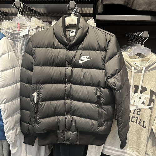 NIKE耐克男子运动休闲保暖短款夹克黑色外套排骨羽绒服IB4499-010