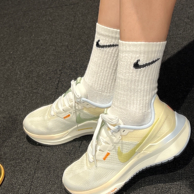 耐克Nike Air Zoom Structure 25女子公路减震跑鞋FV3635-171