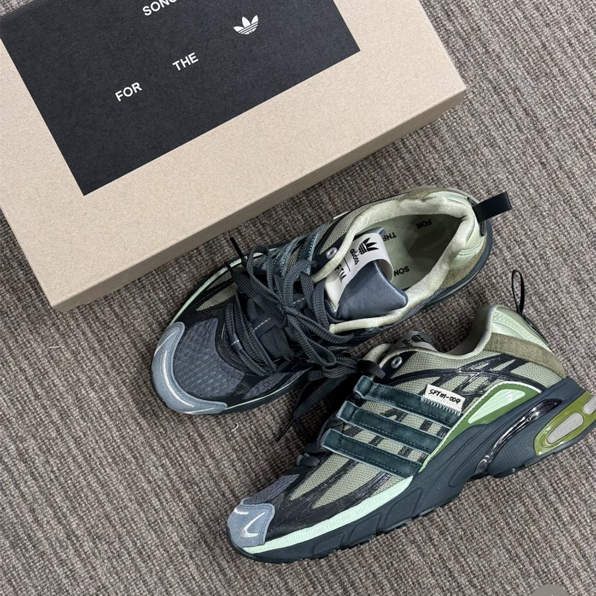 Adidas阿迪达斯ADISTAR CUSHION SFTM男女款轻质运动休闲鞋JH9008图片