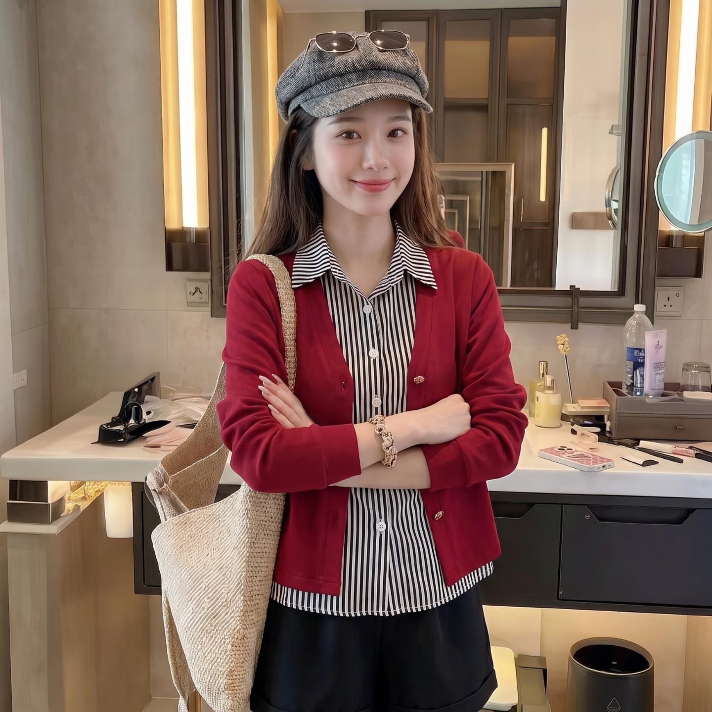时尚假两件长袖拼接衬衫女早秋新款条纹针织开衫洋气宽松通勤上衣
