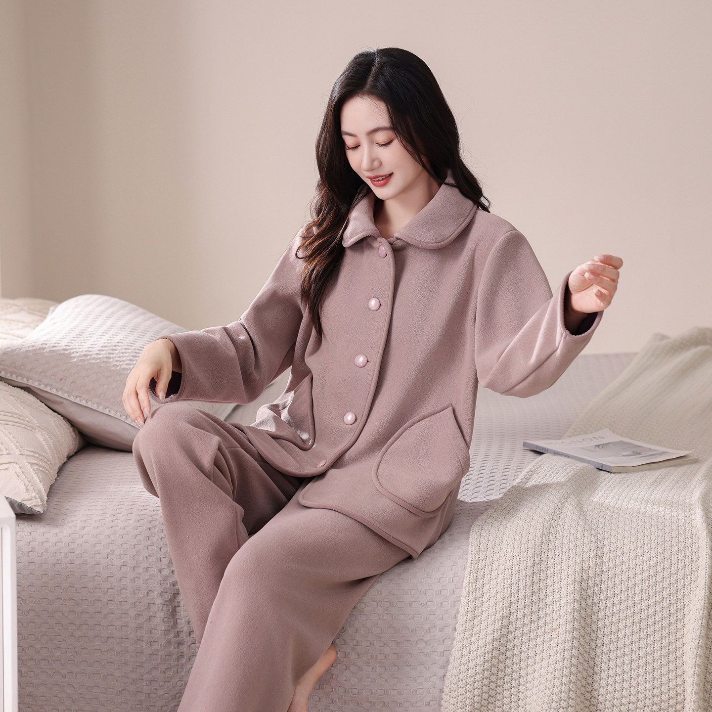 冬款女士珊瑚绒睡衣2026秋冬新款加厚保暖奥粒绒高级感女款家居服