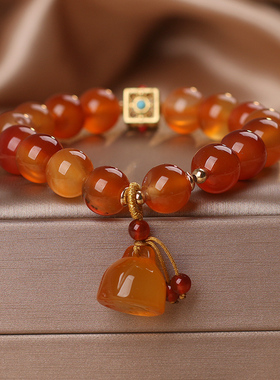 天然玛瑙手链女轻奢小众莲蓬吊坠