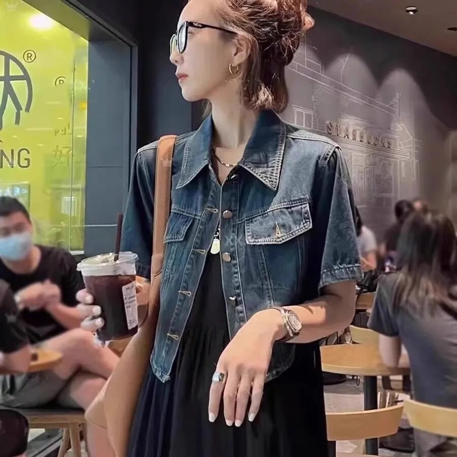 网红新款韩版外搭牛仔外套衬衫超薄女半袖2026春夏新款短款设计感