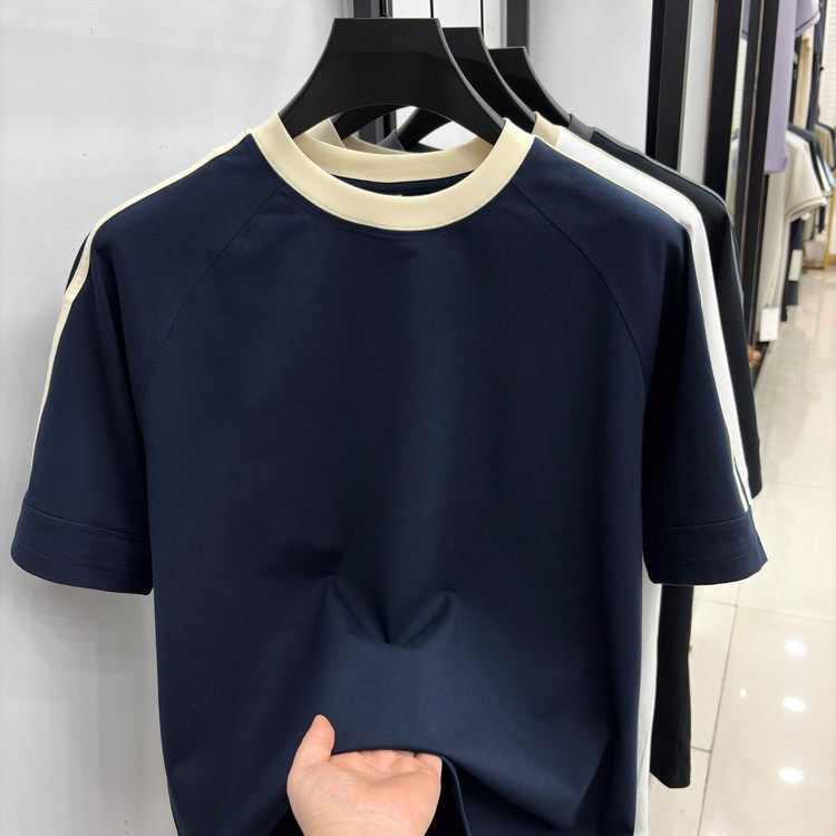 圆领常规款宽松型其它青春活力风T恤