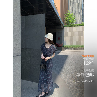 “无尽夏” 曼妙身段 无袖/短袖连衣裙 肌理感荷叶边显瘦碎花裙