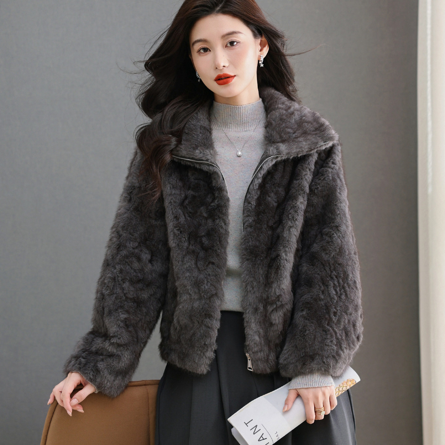 韩版2025年秋冬新款优雅轻奢外套女翻领拉链短款保暖洋气百搭上衣,女装/女士精品,短外套,淘宝优惠券,粉丝福利购,淘宝优惠卷