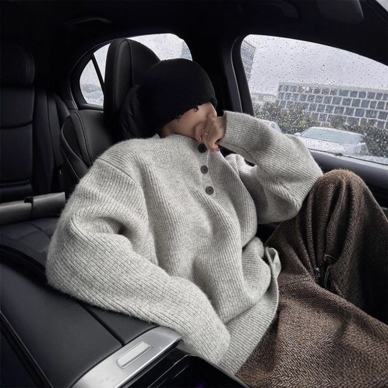 慵懒高级感亨利领毛衣男秋冬款韩系潮牌设计感套头软糯针织衫上衣