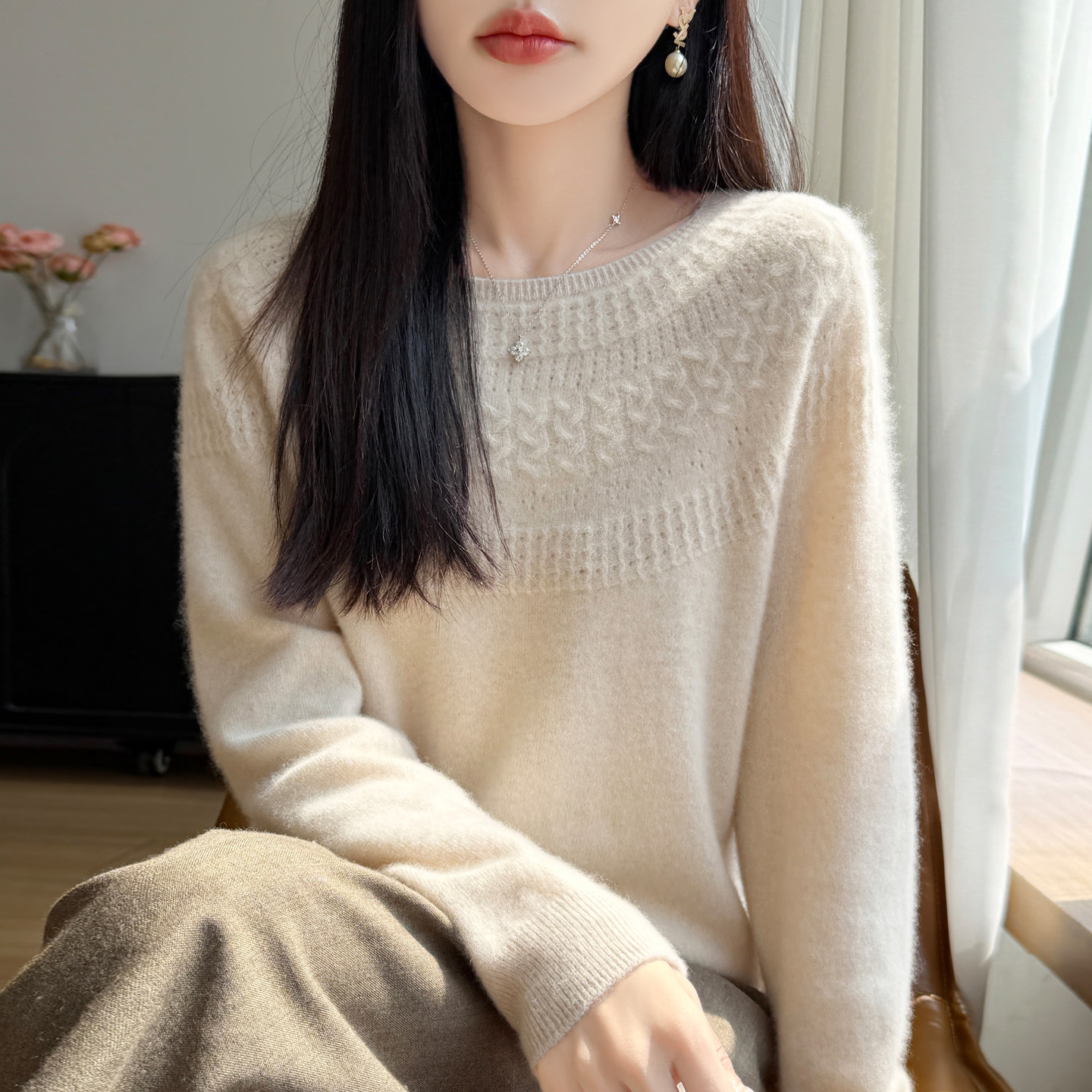 早秋新款羊毛衫女圆领宽松慵懒风显瘦套头毛衣镂空打底上衣内搭女
