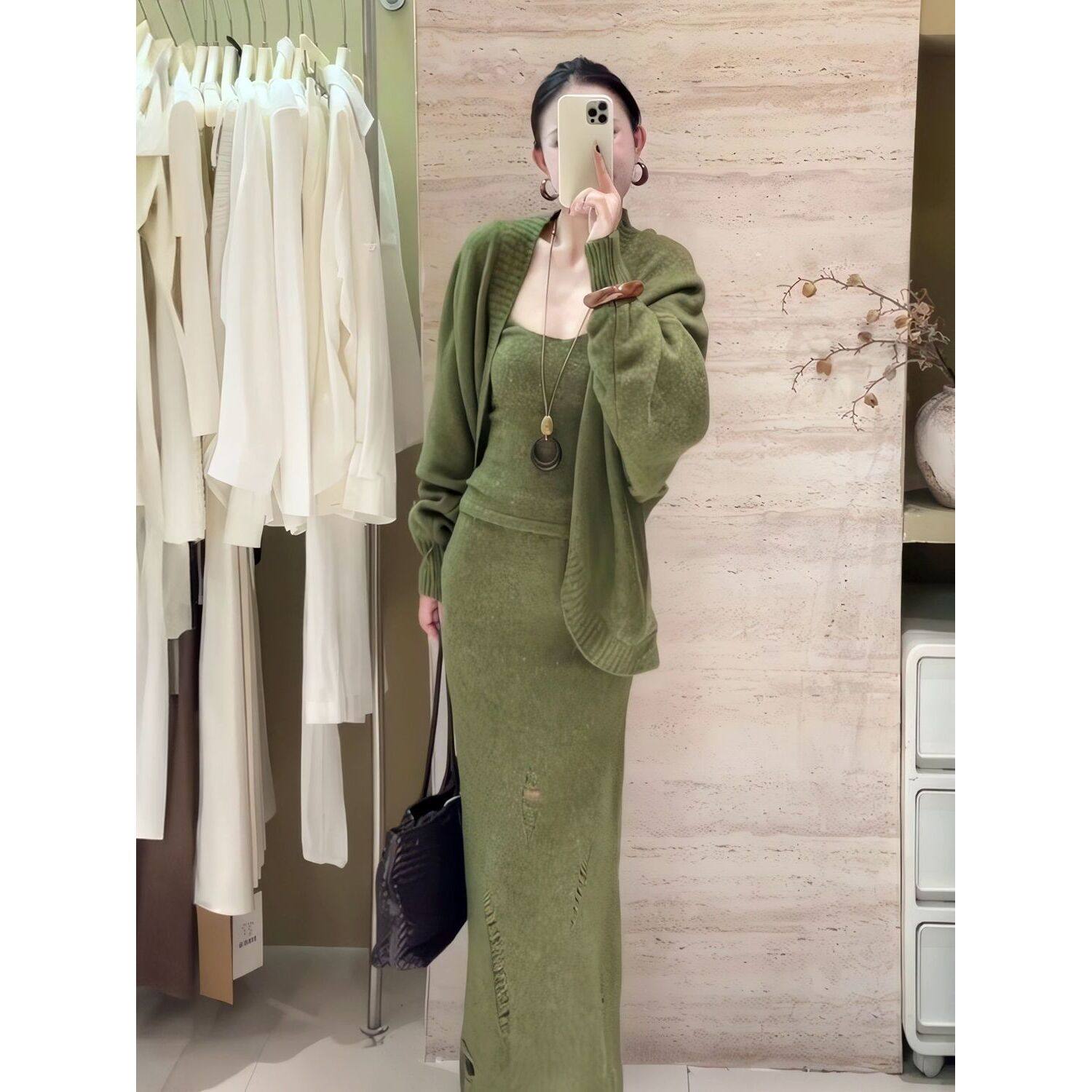 复古慵懒风毛衣三件套女秋冬新款针织开衫吊带背心破洞半身裙套装,女装/女士精品,时尚套装,淘宝优惠券,粉丝福利购,淘宝优惠卷