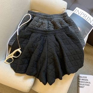 特大码菱格夹棉花苞灯笼裤冬季松紧腰a字打底裤外穿包臀阔腿短裤