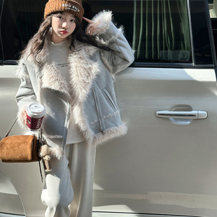 女童高级感韩系小香风羊羔毛外套女2026冬季新款加绒加厚皮毛一体