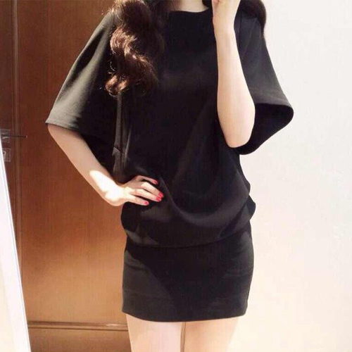 2021夏季新款女装修身ワンピース夏韩版显瘦小黑スカートコウモリ袖包臀スカート学生