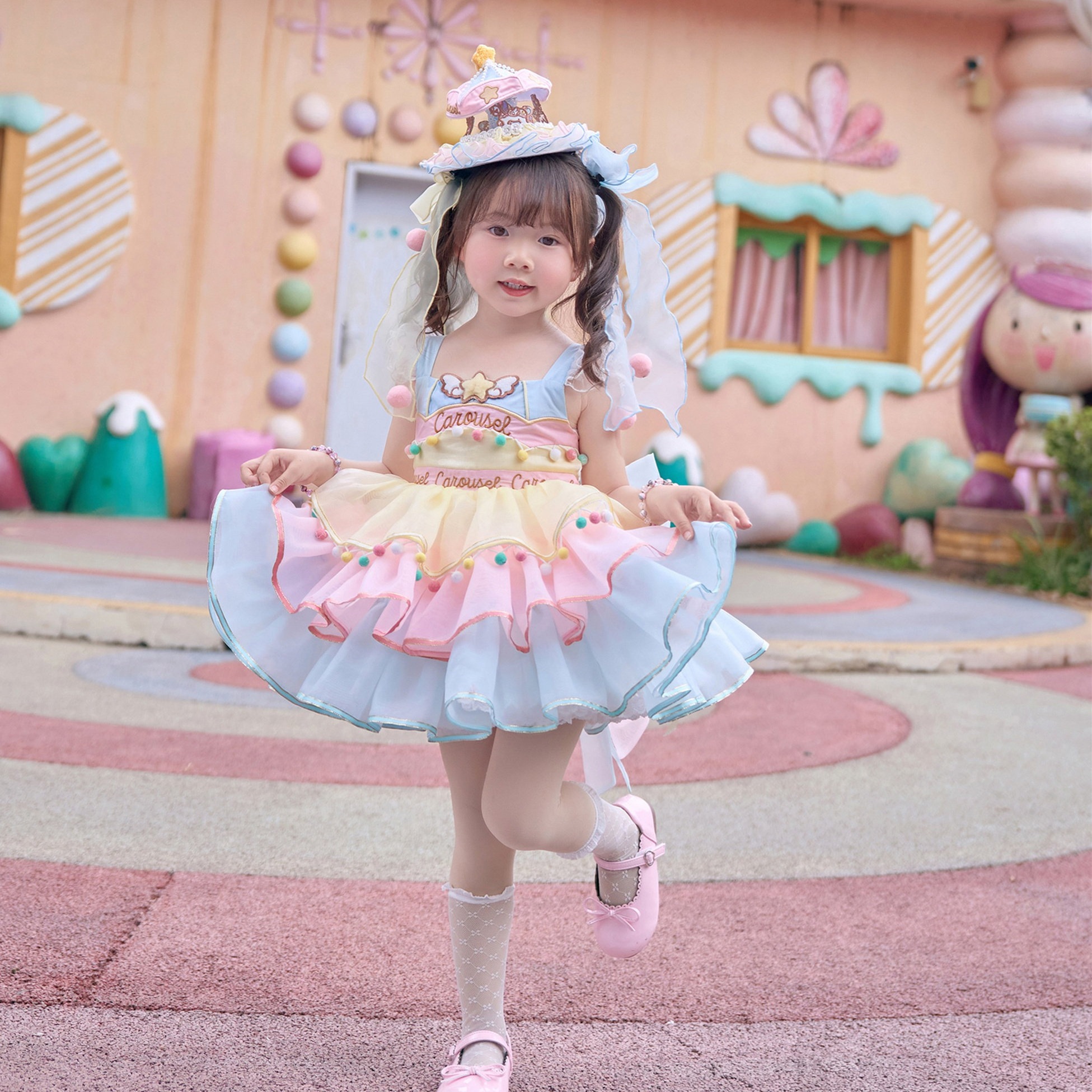 女童洛丽塔公主裙2026夏季新款儿童旋转木马吊带连衣裙子生日礼服