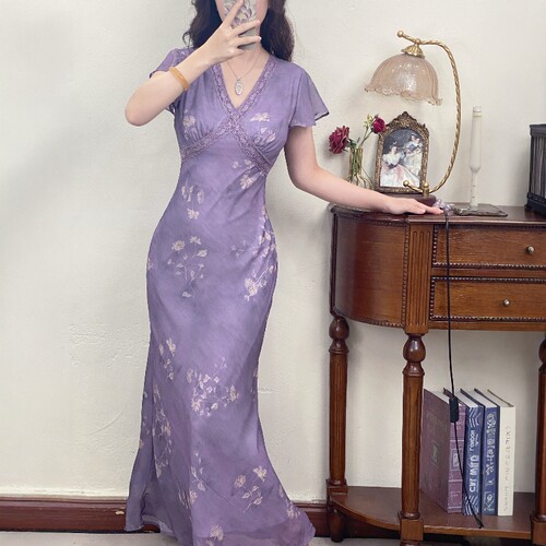 予溪【暮紫花庭】法式碎花蕾丝连衣裙修身显瘦气质氛围感裙子女