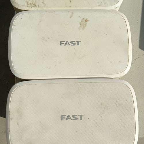 适用FAST 8口千兆交换机，型号FSG108M，成色一般，需要议价