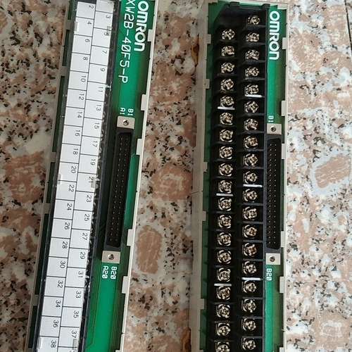 适用2个线缆 连接器XW2B-40F5一P闲置时间长，因为议价