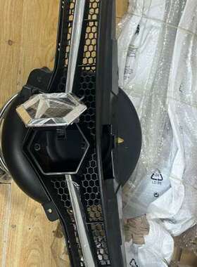 适用雷丁D70前中网，原厂配件，黑色蜂窝纹理，带原议价