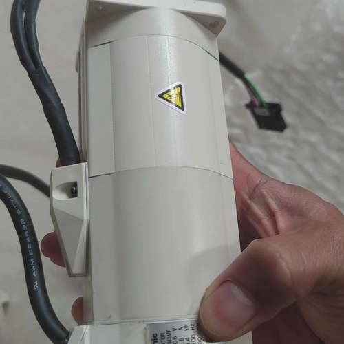 适用马达，型号为MSMA042A7F电机，电机议价