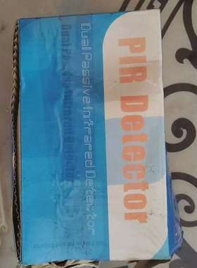 适用PIR红外探测器，双通道被动红外探测器，未使用。白色外壳议