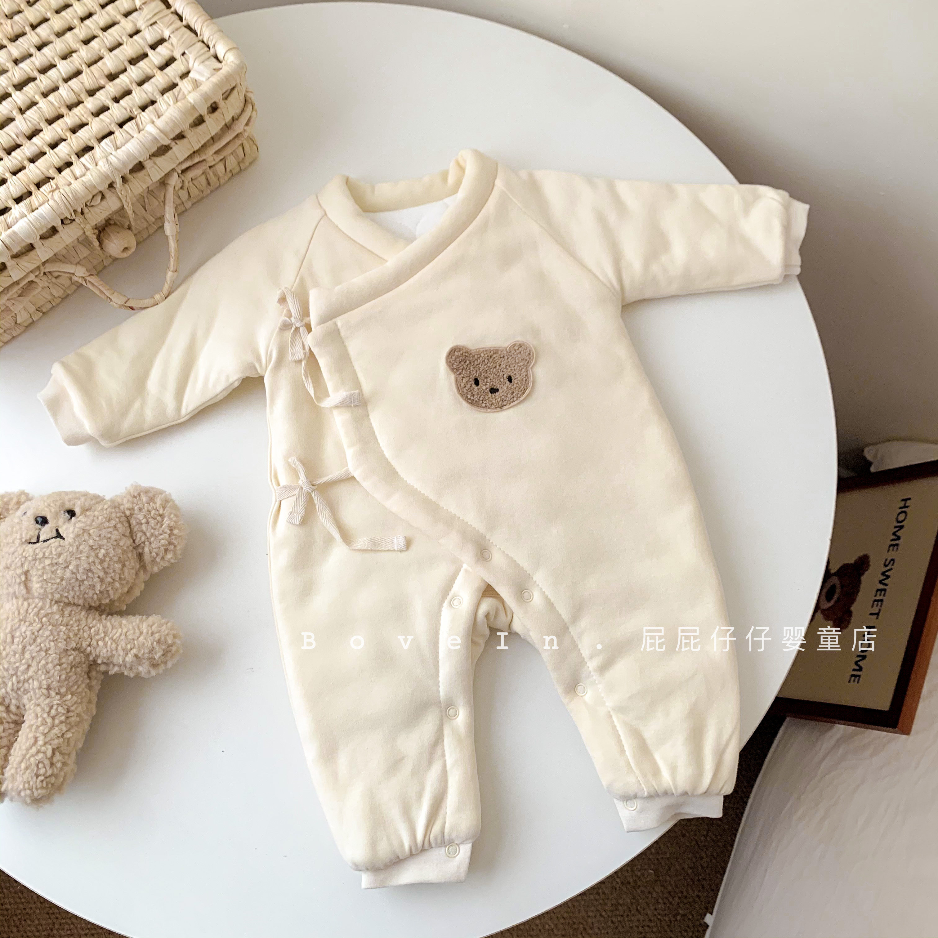 新生婴儿儿斜襟衣服纯棉加厚连体衣宝宝秋冬装套装薄棉哈衣棉衣款