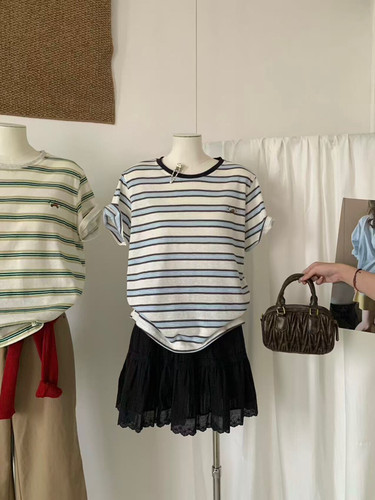 oneseven刺绣条纹T恤夏季女宽松百搭圆领短袖复古打底衫上衣