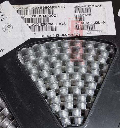 UCD1E680MCL1GS 尼吉康高频贴片电解电容 25V68UF 68E CD 6.3X5.8