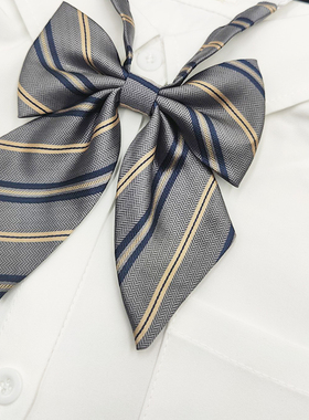 搭白色衬衫JUE了！灰色的条纹校供学院风儿童领花领带